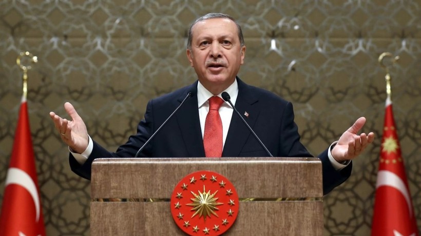Son Dakika: Cumhurbaşkanı Erdoğan'dan iç politika değerlendirmesi! Deprem konutları, FETÖ'den ihraçlar, seçim çalışmaları...