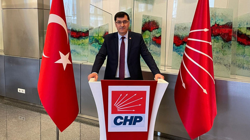 CHP Kütahya Belediye Başkan adayı Eyüp Kahveci seçmene böyle seslendi; sol elinde 6 oku kapat bas mührü