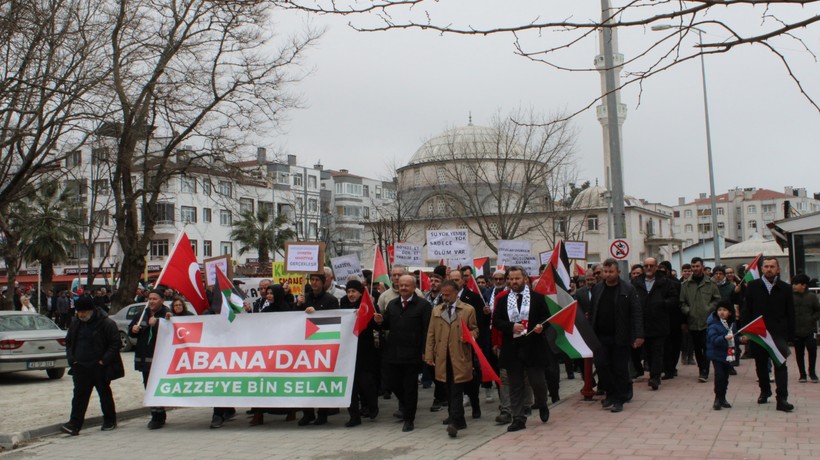 Kastamonu’da vatandaşlar Filistin için yürüdü