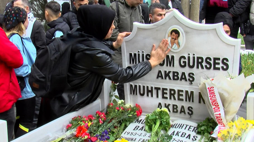Müslüm Gürses vefatının 11. yıldönümünde mezarı başında anıldı