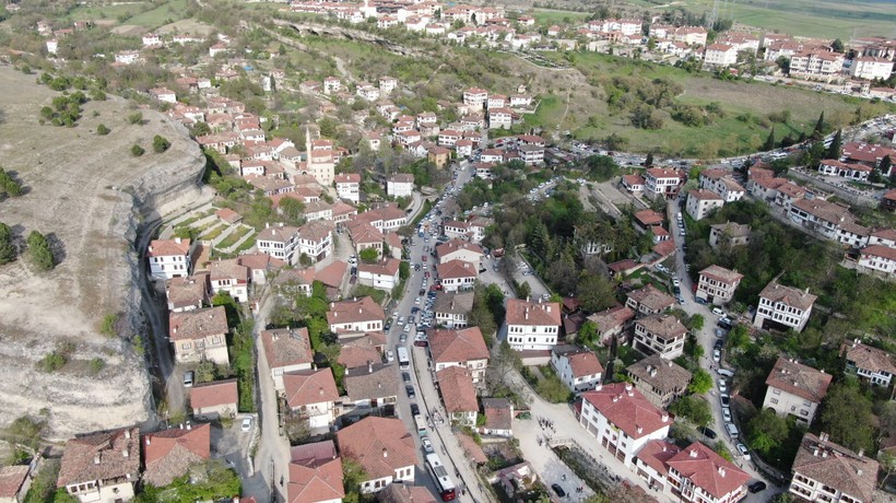 Karabük Safranbolu yerli ve yabancı turist akınına uğradı