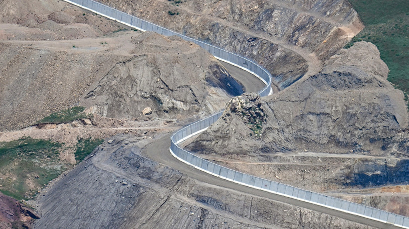 Van-İran sınırında inşa edilen güvenlik duvarının 173 kilometresi tamamlandı