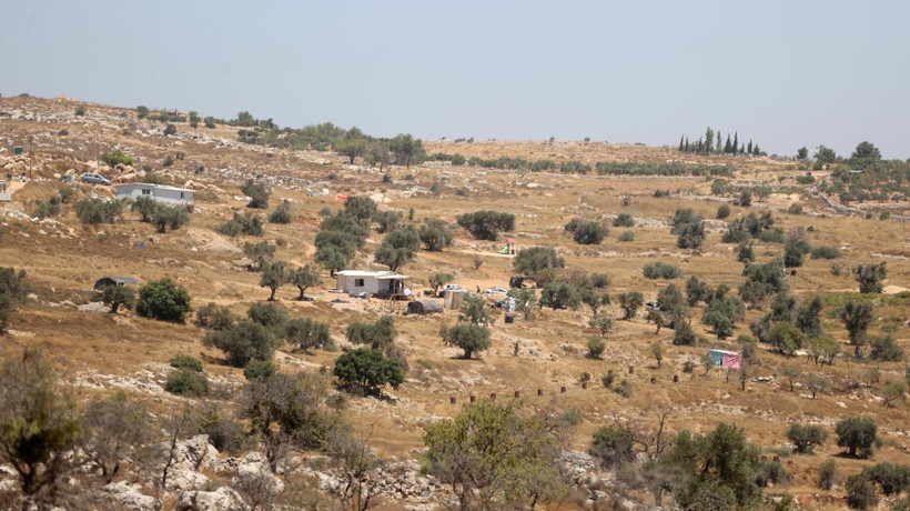 İsrail Filistinlilere ait 12 bin dönümden fazla araziye el koydu