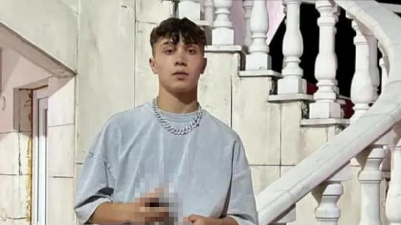 Kız arkadaşına mesaj atan arkadaşını öldürüp, videosunu çekti