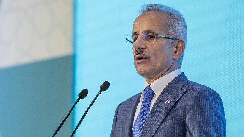 Bakan Uraloğlu Instagram'ın ne zaman açılacağını açıkladı