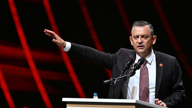 Özgür Özel tüzük kurultayında konuştu: Genel başkan da ön seçime girecek
