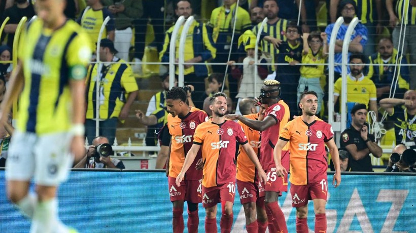 Derbiyi 3-1 kazanan sarı-kırmızılılardan art arda paylaşımlar: Mourinho'ya gönderme