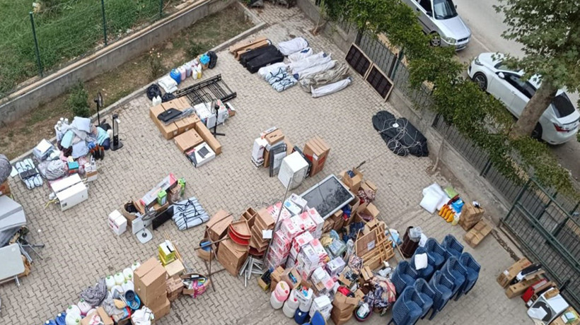 Kahramanmaraş'ta 'deprem yardımları'nı satan 4 şahıs tutuklandı