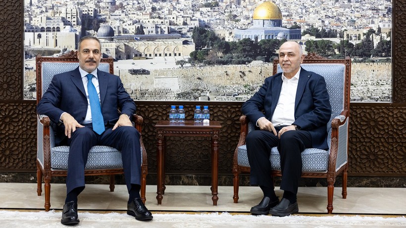 Hamas üyeleriyle görüşen Dışişleri Bakanı Hakan Fidan'dan fotoğraflı mesaj