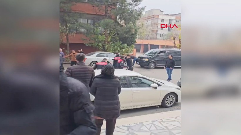 Aileler arasındaki tartışma kanlı bitti: Eniştesini tabancayla öldürdü!