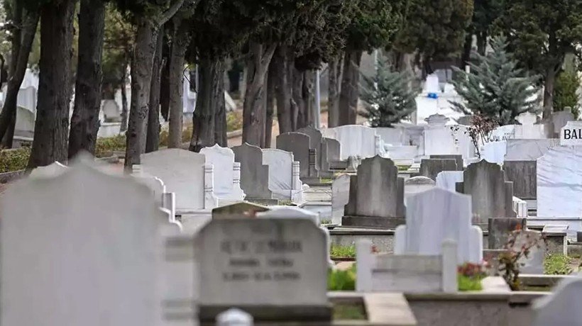 İstanbul'da mezar yerlerine yüzde 60 zam