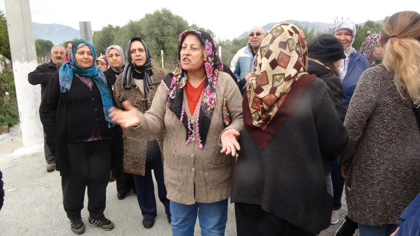 Aydın'da işten çıkarılan işçilerden eylem