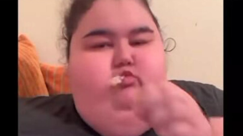 Öldüren akım Türkiye'de! Mukbang ünlü fenomeni hastanelik etti