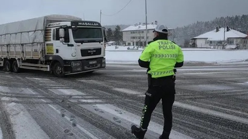 Ulaştırma Bakanlığı duyurdu: Ağır taşıtlarla ilgili kısıtlama kaldırıldı!
