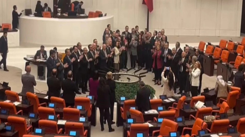 TBMM'de Ekrem İmamoğlu'nun diplomasının iptali protesto edildi