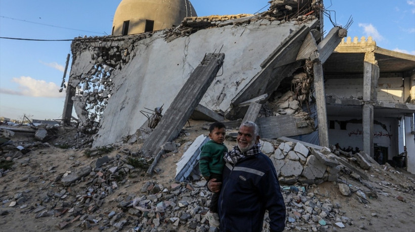 Gazze Şeridi’nde İsrail saldırıları altında Ramazan Bayramı