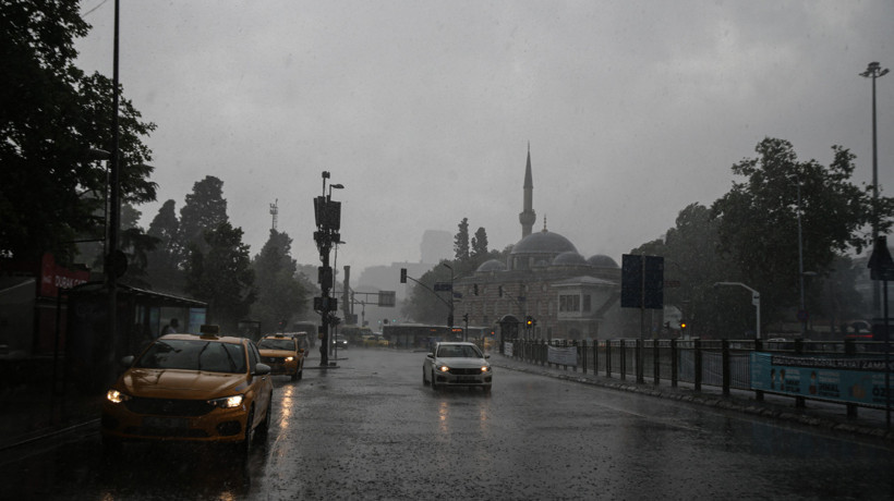 Meteoroloji’den kritik uyarı! İstanbul ve 6 şehirde sağanak alarmı