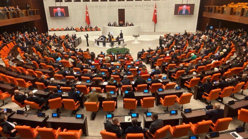 TBMM Genel Kurulu'nda, 'Jammer' tartışması