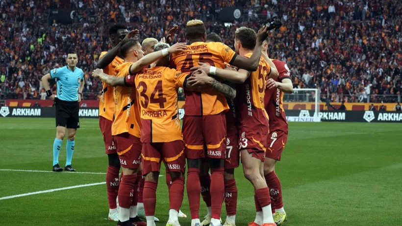 Galatasaray 'makine' gibi: Yarım saatte 4 gol! Galatasaray - Sivasspor: 4-1