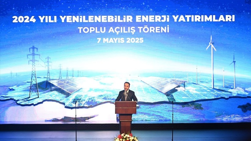 Bakan Bayraktar'dan yenilenebilir enerjide rekor açıklaması
