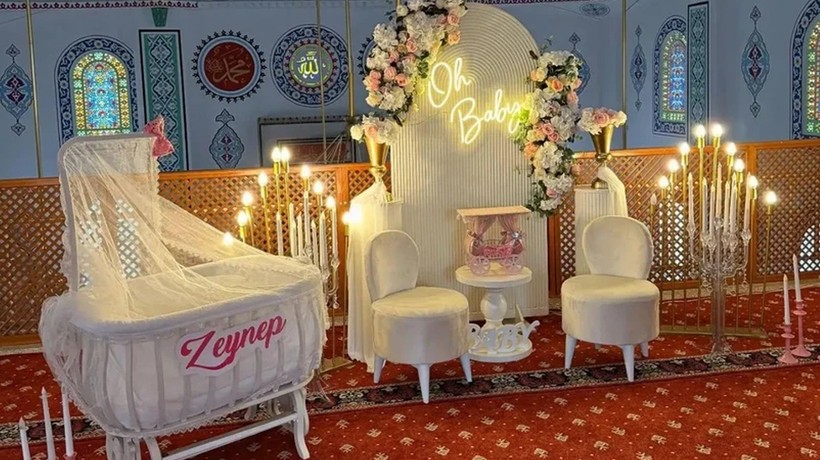 Yer: Kocaeli... Camide 'baby shower' partisi yaptılar
