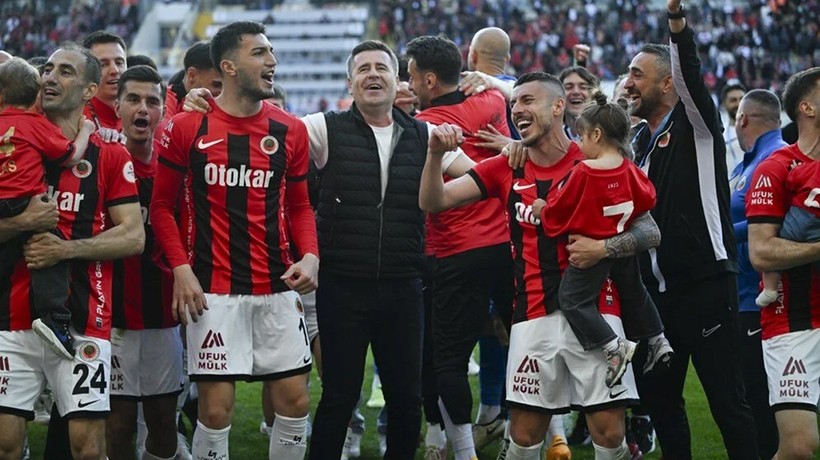 Lig başkentine kavuştu! Gençlerbirliği 4 yıl aradan sonra Süper Lig'de