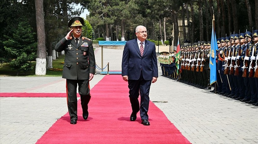 Milli Savunma Bakanı Yaşar Güler Azerbaycan'ı ziyaret etti