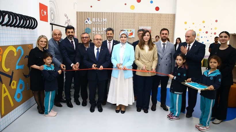 T3 Vakfı Azerbaycan'da iki yeni bilim merkezi açtı