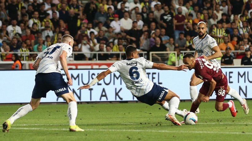 Fenerbahçe, küme düşen Hatay'dan 4 gol yedi