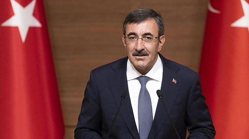 Cumhurbaşkanı Yardımcısı Yılmaz, TBMM Başkanlığına yeniden seçilen Kurtulmuşu tebrik etti