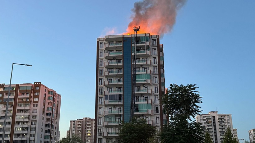Diyarbakır yangın faciasında 4 gözaltı