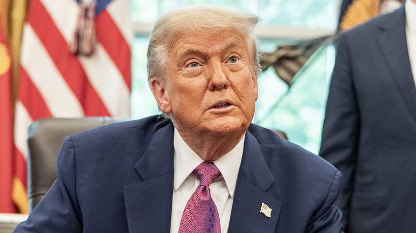 Trump'tan Los Angeles protestoları için 'isyan yasası' sinyali