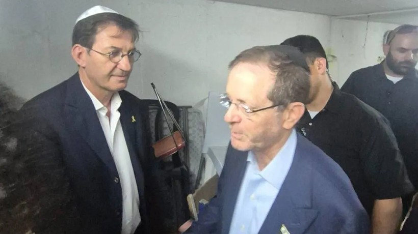 İsrail Cumhurbaşkanı Isaac Herzog'un sığınaktaki görüntüsü yayınlandı