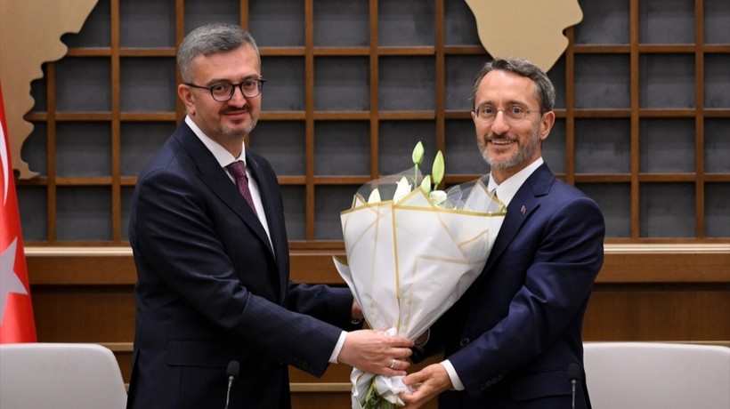 İletişim Başkanlığı'nda devir teslim: Duran resmen görevde