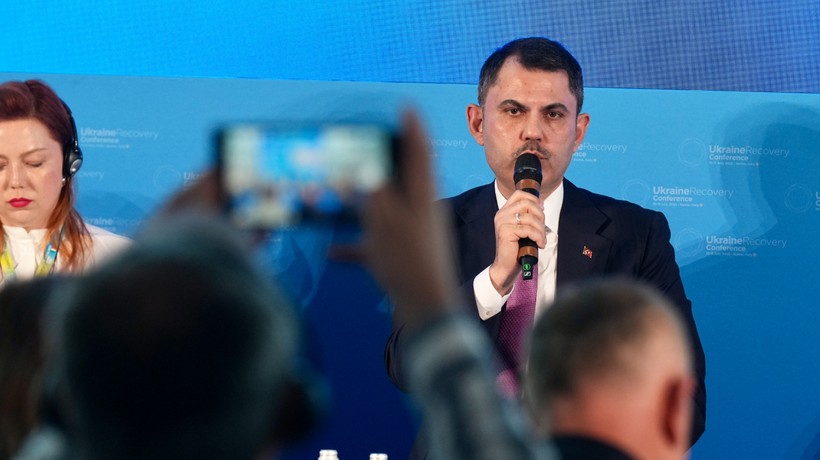 Bakan Kurum, asrın inşa seferberliğini dünyaya anlattı