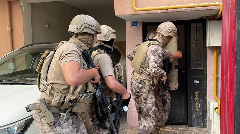 15 Temmuz'un 9. yıl dönümünde 60 ilde FETÖ operasyonu! 371 gözaltı kararı