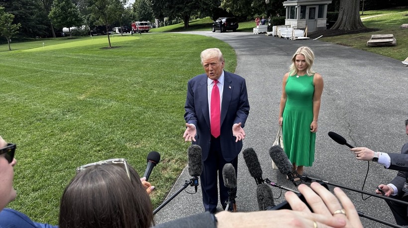 Trump'tan Zelenskiy'e uyarı: "Moskova'yı hedef almamalı"