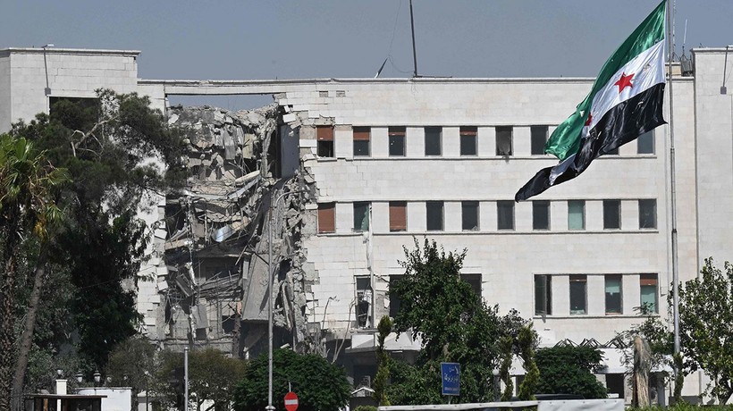 Türkiye ve 10 Arap ülkesi İsrail'in Suriye'ye saldırılarını kınadı