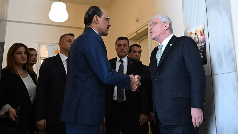 MİT Başkanı İbrahim Kalın, Müsavat Dervişoğlu'nu ziyaret etti