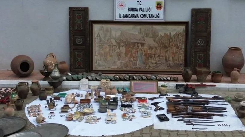 Bursa'da antika eşya satışı yapılan iş yerinde, 4,5 milyon dolar değerinde tarihi eser ele geçirildi!