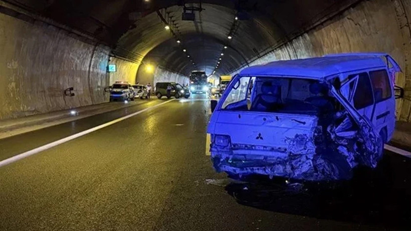 TEM'de zincirleme kaza: Yaralılar var!