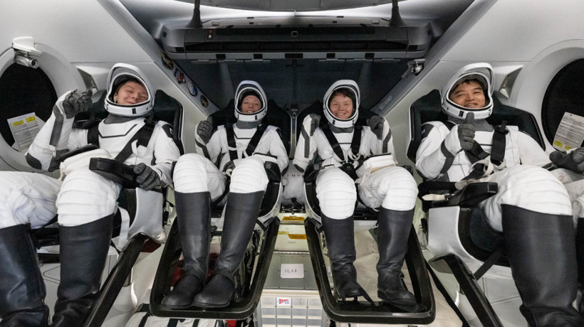 NASA'nın Crew-10 ekibi 5 ay sonra dünyaya döndü