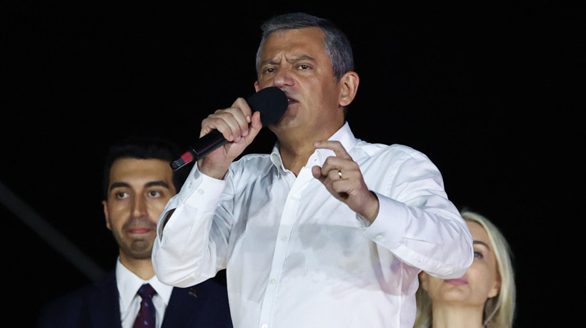 Özel yarın öğlen 12.00'yi işaret etti: AK Parti'ye yıldönümü hediyesi vereceğim