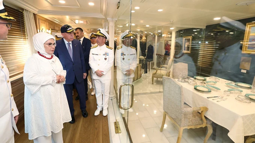 Cumhurbaşkanı Erdoğan, Atatürk’ün manevi mirası Savarona yatını ziyaret etti