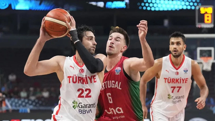 12 Dev Adam Portekiz'e 41 sayı fark attı: Son 16 turunu garantiledi