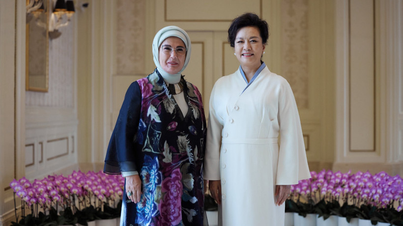 Emine Erdoğan, Çin'de liderlerin eşleri ile bir araya geldi