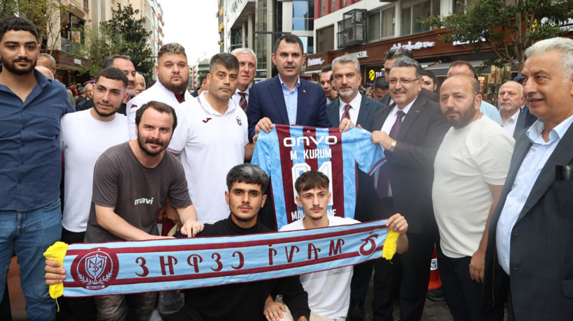 Bakan Kurum Trabzon’da STK temsilcileriyle bir araya geldi