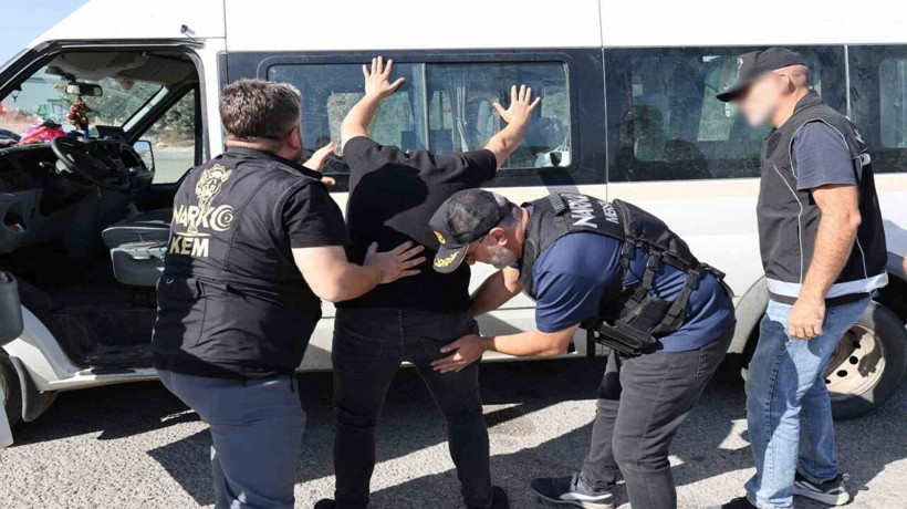 Dron destekli operasyonla 35 kilo uyuşturucu yakalandı