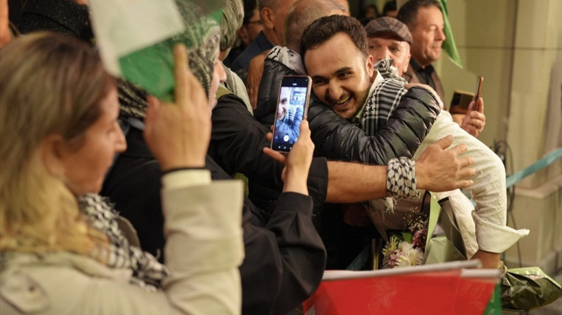 Gazze'ye yardım filosundaki 15 Türk daha yurda döndü