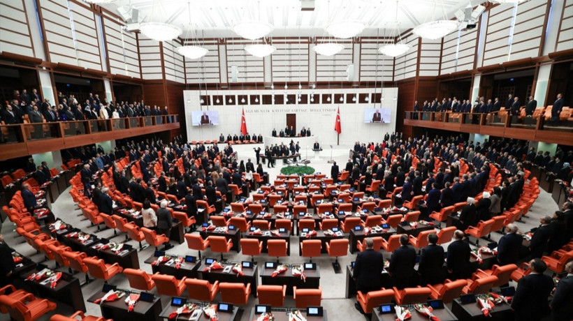 İsrail’in Özgürlük Filosu’na saldırısına ilişkin "Meclis Başkanlığı Tezkeresi" oy birliğiyle kabul edildi